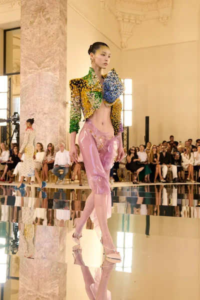 Look 26